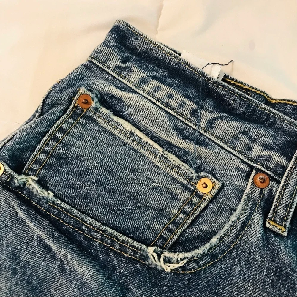 American Eagle Destructed Relaxed Fit Tapered Leg Denim Jeans Men’s sir 44x32 44